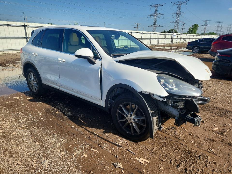 2016 Porsche Cayenne VIN WP1AA2A24GLA06307 COPART salvage auction — FRONT END, Il - Salvage Certificate, sold $1,500 on 2026-07-30 (photo 4)