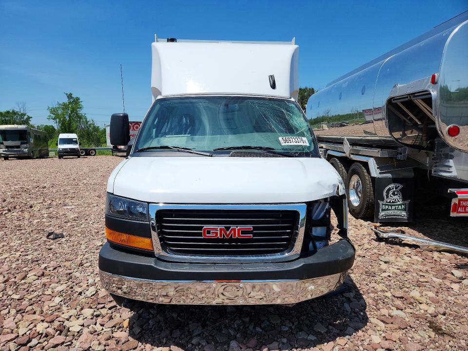 2024 Gmc Savana VIN 7GZ07RF78RN002361 COPART salvage auction — SIDE, Ma - Cert Of Title-Salvage, sold $6,000 on 2026-07-15 (photo 5)