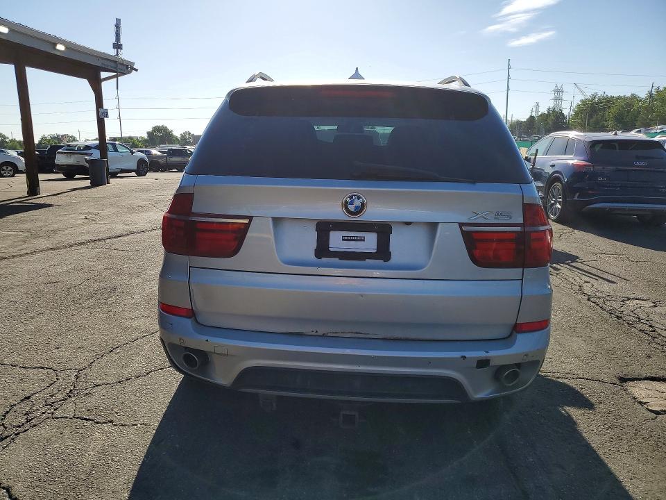 2012 BMW X5 VIN 5UXZW0C53CL668924 COPART salvage auction — MINOR DENT/SCRATCHES, Co - Certificate Of Title, sold $1,900 on 2026-07-07 (photo 6)