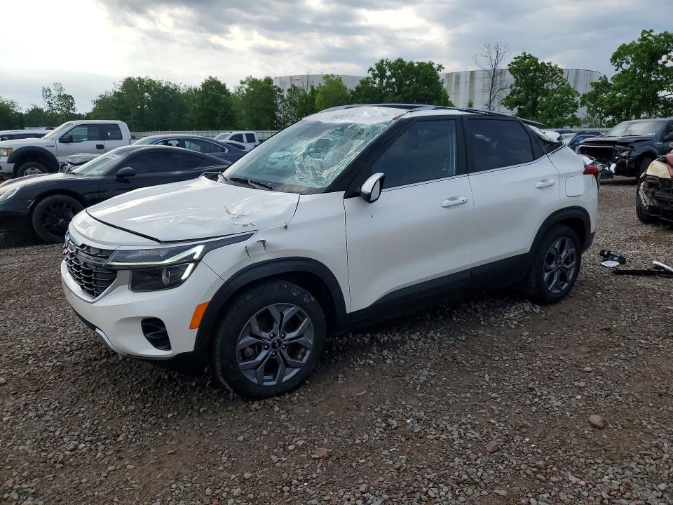 2024 Kia Seltos VIN KNDEUCAA4R7584040 COPART salvage auction — REAR END, Ny - Mv-907A Salvage Certificate, sold $3,550 on 2026-07-29 (photo 1)