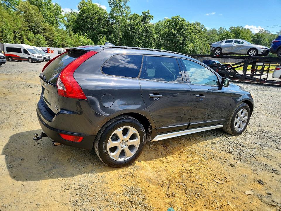2010 Volvo Xc60 VIN YV4982DZ6A2051199 COPART salvage auction — MINOR DENT/SCRATCHES, Va - Certificate Of Title, sold $400 on 2026-07-07 (photo 3)