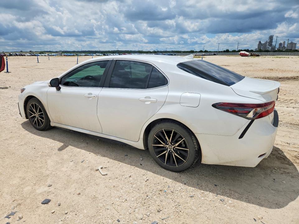 2022 Toyota Camry VIN 4T1T11AKXNU658193 COPART salvage auction — WATER/FLOOD, TX - SALVAGE TITLE-FLOOD DAMAGE, sold $9,500 on 2026-07-02 (photo 2)