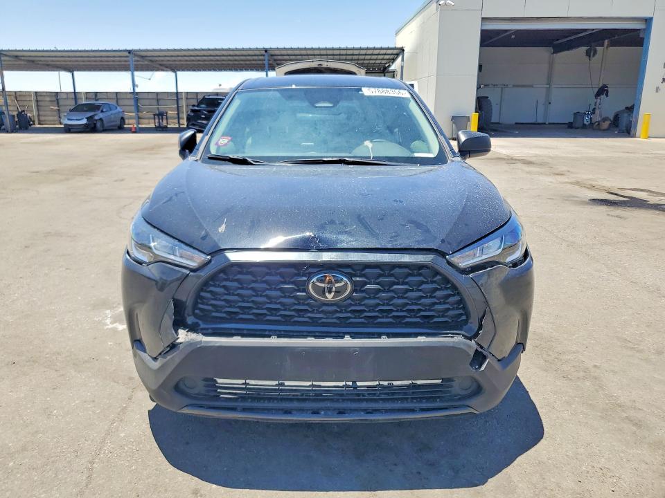 2025 Toyota Corolla cross VIN 7MUAAAAG2SV135523 COPART salvage auction — FRONT END, Tx - Salvage Vehicle Title, sold $7,400 on 2026-08-21 (photo 5)