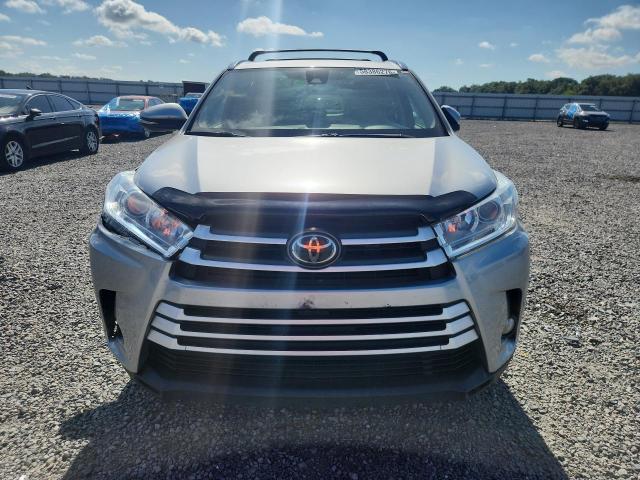 2017 Toyota Highlander VIN 5TDKZRFH5HS189804 COPART salvage auction — FRONT END, Fl - Cert Of Title Slvg Rebuildable, sold $275 on 2026-07-21 (photo 5)