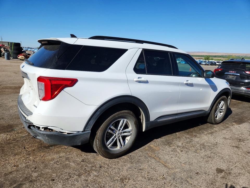 2022 Ford Explorer VIN 1FMSK8DH2NGC15195 COPART salvage auction — REAR END, Nm - Cert Of Title-Salvage, sold $9,200 on 2026-07-09 (photo 3)
