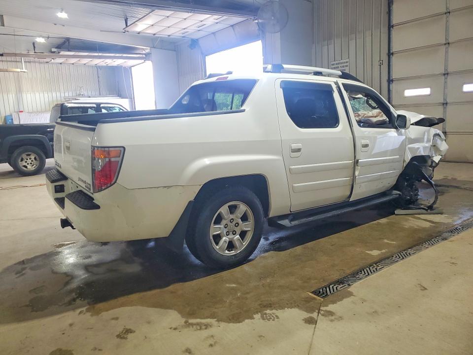 2006 Honda Ridgeline VIN 2HJYK16526H574864 COPART salvage auction — FRONT END, PA - CERT OF TITLE, sold $400 on 2026-07-02 (photo 3)
