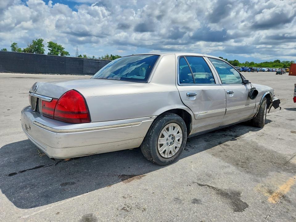 2004 Mercury Grand marquis VIN 2MEFM74W74X668924 COPART salvage auction — FRONT END, FL - CERT OF TITLE SLVG REBUILDABLE, sold $15 on 2026-07-21 (photo 3)