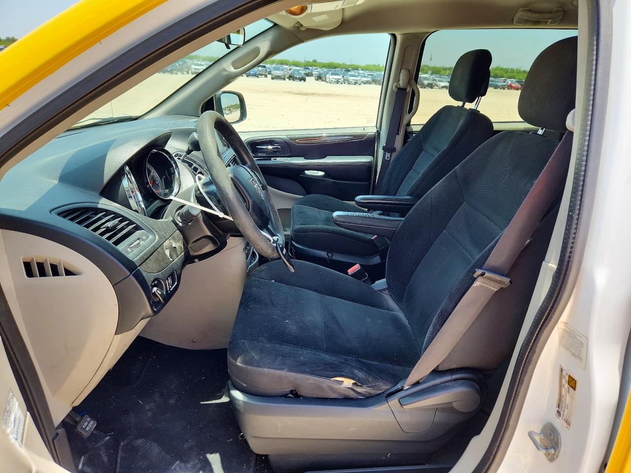 2019 Dodge Grand Caravan VIN 2C4RDGBG9KR754361 COPART salvage auction — Minor Dent/Scratches, TX - CERTIFICATE OF TITLE, sold $1,350 on 2026-07-03 (photo 7)