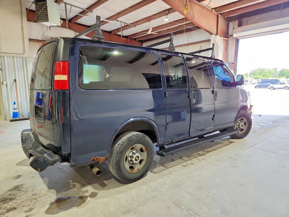 2010 Chevrolet Express 3500 VIN 1GC2GTBG2A1113945 COPART salvage auction — FRONT END, NY - MV-907A SALVAGE CERTIFICATE, sold $750 on 2026-07-06 (photo 3)