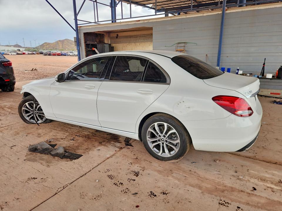 2017 Mercedes-benz C-klasse VIN 55SWF4KB8HU230461 COPART salvage auction — FRONT END, Az - Cert Of Title - Salvage, sold $2,650 on 2026-08-25 (photo 2)
