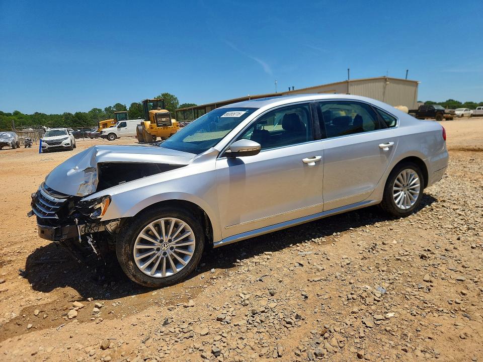 2016 Volkswagen Passat VIN 1VWBS7A33GC024528 COPART salvage auction — FRONT END, AL - CERT OF TITLE-SALVAGE TITLE, sold $250 on 2026-08-05 (photo 1)