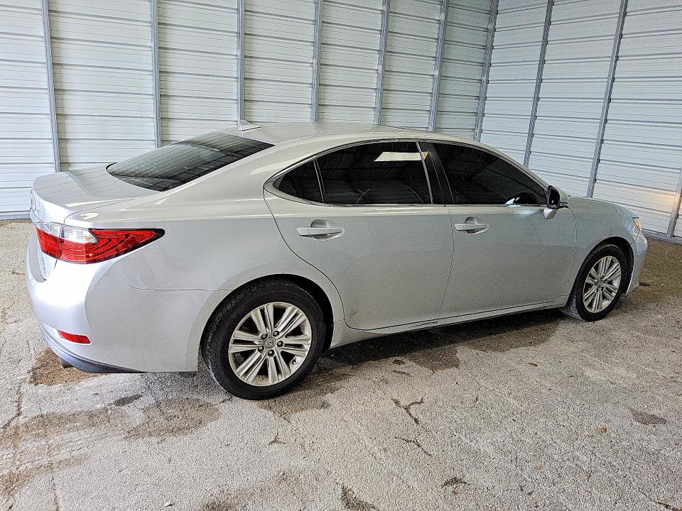 2013 Lexus Es 350 VIN JTHBK1GG8D2058717 COPART salvage auction — MINOR DENT/SCRATCHES, FL - CERTIFICATE OF TITLE, sold $3,200 on 2026-07-21 (photo 3)