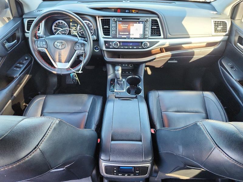 2018 Toyota Highlander VIN 5TDJZRFH6JS823574 COPART salvage auction — FRONT END, Il - Salvage Certificate, sold $9,800 on 2026-07-11 (photo 8)