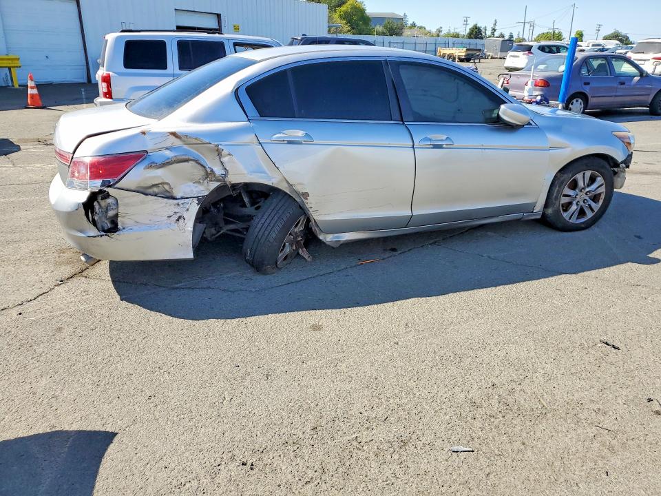 2011 Honda Accord VIN 1HGCP2F45BA075726 COPART salvage auction — FRONT END, CA - SALVAGE CERTIFICATE, sold $275 on 2026-07-10 (photo 3)