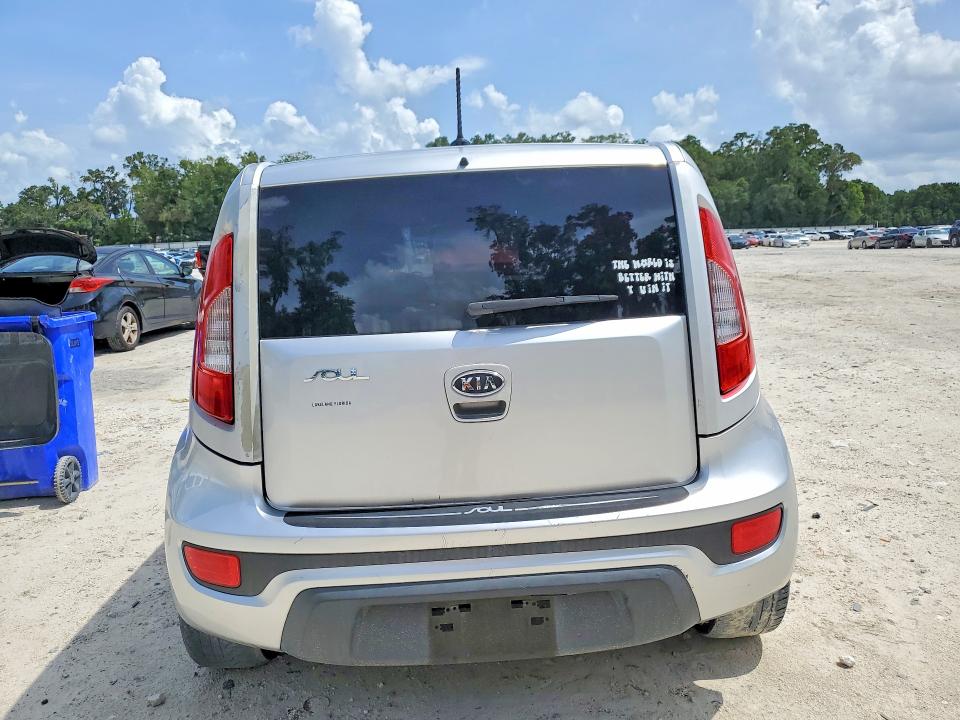 2012 Kia VIN KNDJT2A68C7417727 COPART salvage auction — SIDE, Fl - Cert Of Title Slvg Rebuildable, sold $250 on 2026-07-28 (photo 6)