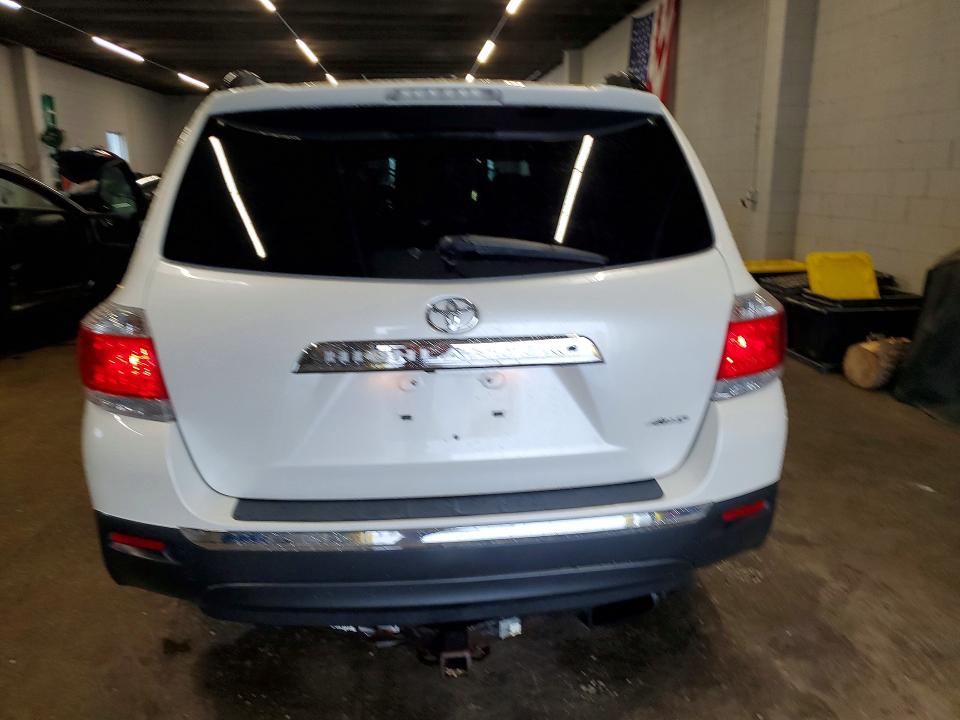 2011 Toyota Highlander VIN 5TDDK3EH0BS047797 COPART salvage auction — HAIL, Ia - Cert Of Title-Salvage Title, sold $5,700 on 2026-07-22 (photo 6)