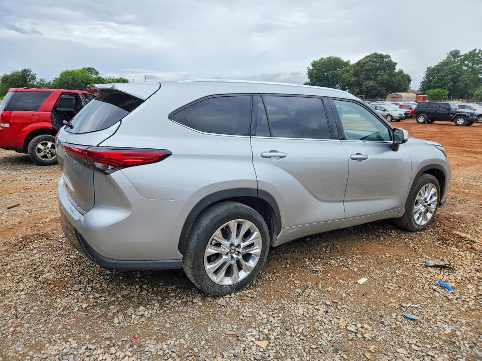 2020 Toyota VIN 5TDYZRAH9LS031041 COPART salvage auction — FRONT END, AL - CERT OF TITLE-SALVAGE TITLE, sold $15,100 on 2026-07-29 (photo 3)