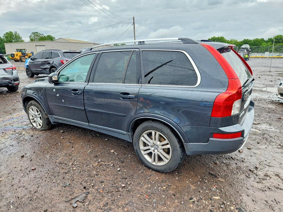 2010 Volvo Xc90 VIN YV4982CZ4A1551286 COPART salvage auction — VANDALISM, Pa - Certificate Of Salvage, sold $450 on 2026-07-06 (photo 2)