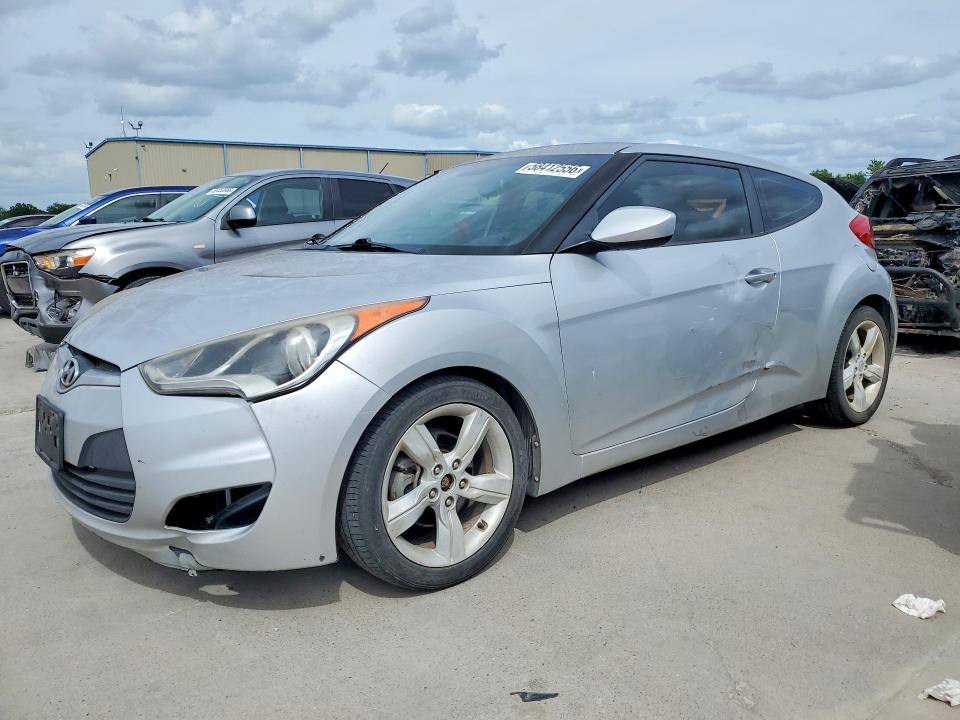 2013 Hyundai VIN KMHTC6AD0DU117838 COPART salvage auction — SIDE, Tx - Bonded Title - Clean, sold $625 on 2026-07-06 (photo 1)