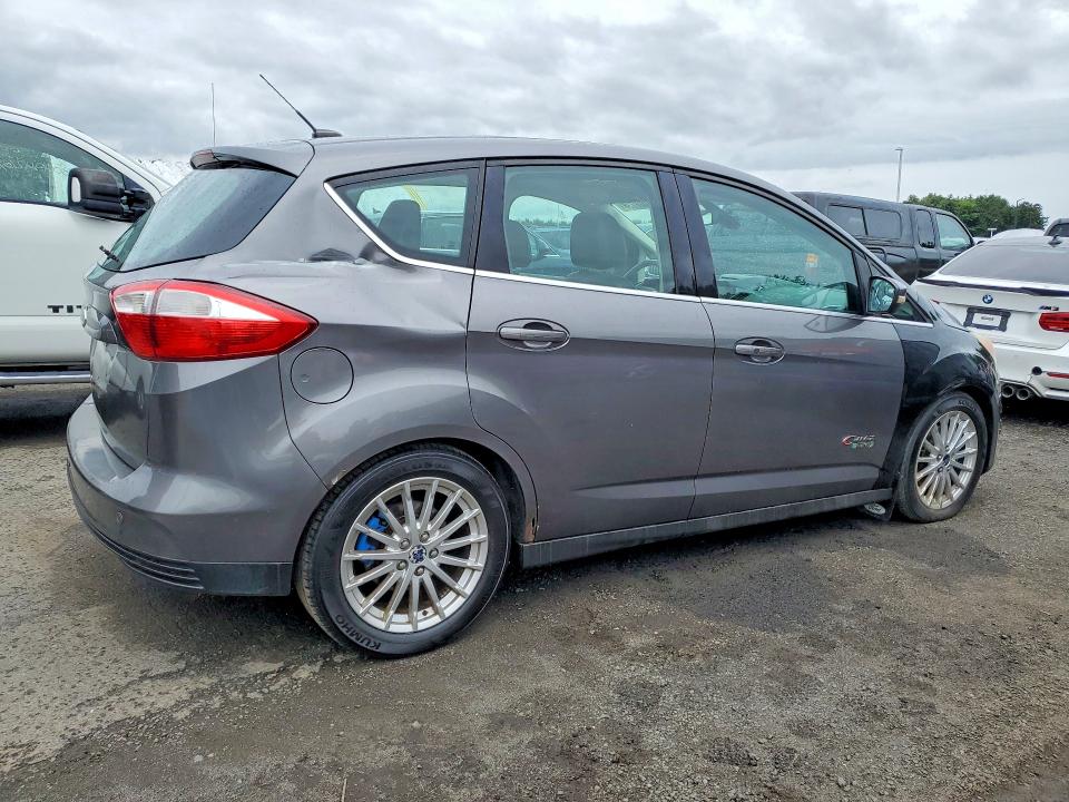 2013 Ford C-max VIN 1FADP5CU5DL539698 COPART salvage auction — MINOR DENT/SCRATCHES, MA - CERTIFICATE OF TITLE, sold $2,500 on 2026-07-09 (photo 3)
