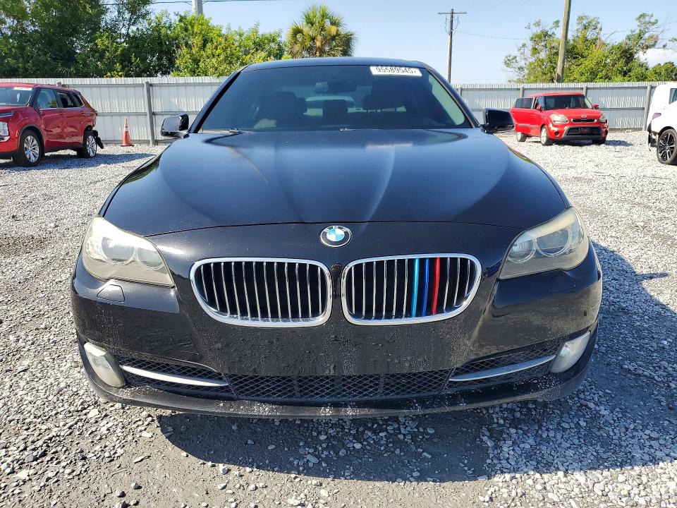 2013 BMW 5er VIN WBAXG5C53DDY36461 COPART salvage auction — MINOR DENT/SCRATCHES, Fl - Certificate Of Title (P), sold $1,300 on 2026-07-28 (photo 5)