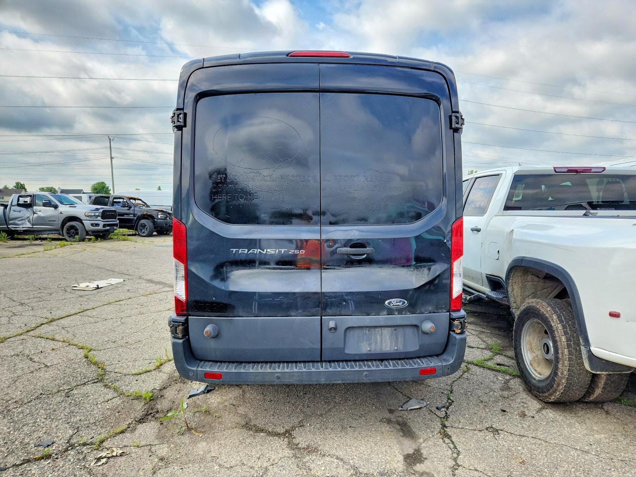 2015 Ford Transit VIN 1FTYR2CM1FKA72972 COPART salvage auction — Minor Dent/Scratches, MI - CERTIFICATE OF TITLE, sold $7,000 on 2026-07-09 (photo 6)