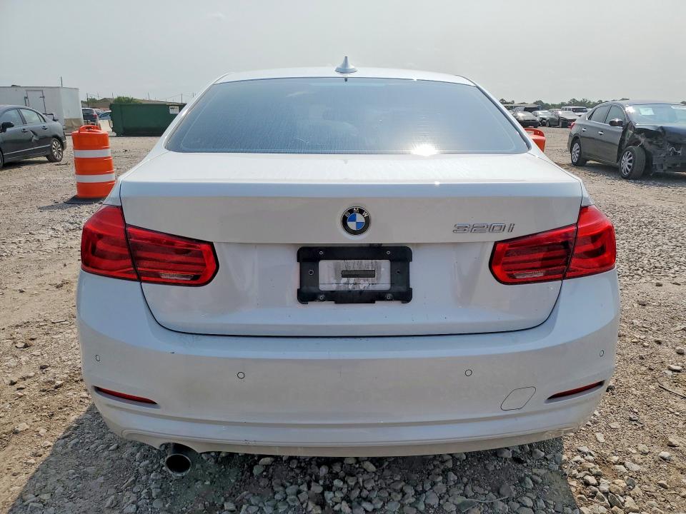 2018 BMW VIN WBA8E1G53JNU89295 COPART salvage auction — WATER/FLOOD, Tx - Salvage Title-Flood Damage, sold $2,400 on 2026-07-30 (photo 6)