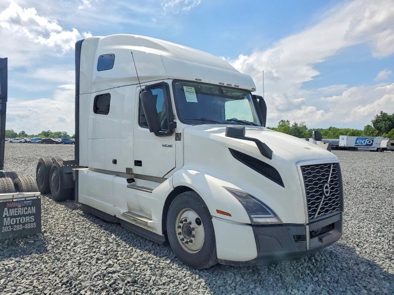 2023 Volvo VIN 4V4NC9EH6PN628498 COPART salvage auction — MECHANICAL, Il - Certificate Of Title, sold $29,500 on 2026-07-07 (photo 1)