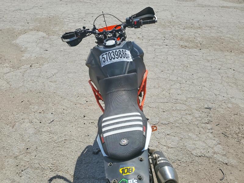 2017 Ktm VIN VBKV49401HM979183 COPART salvage auction — SIDE, Ks - Cert Of Title-Salvage, sold $950 on 2026-07-09 (photo 6)
