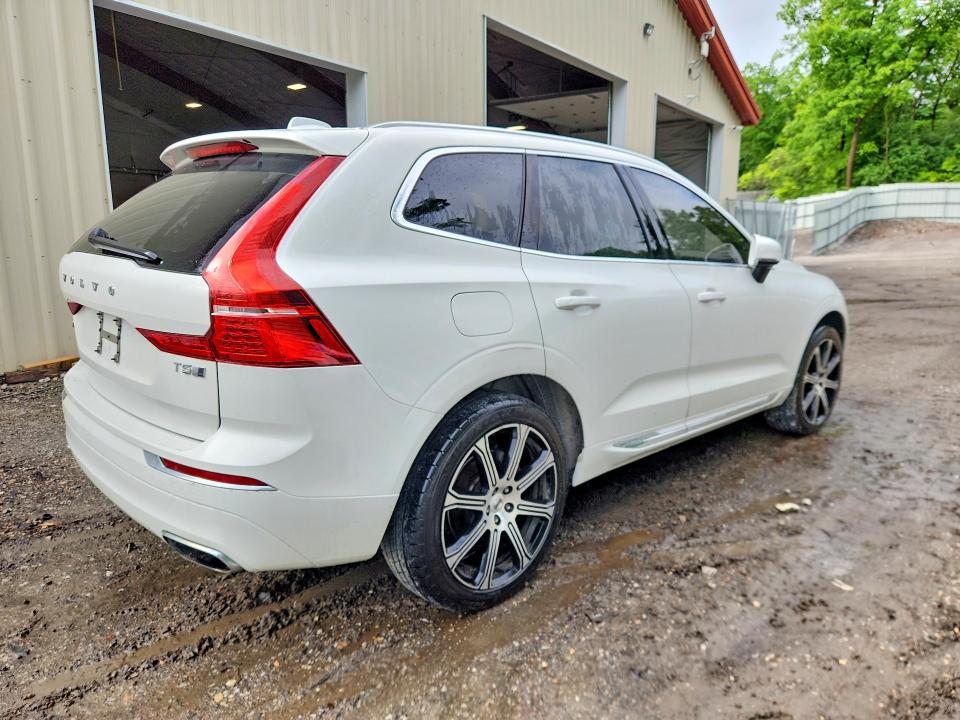 2018 Volvo VIN YV4102RL7J1091936 COPART salvage auction — SIDE, Vt - Cert Of Title-Salvage Vehicle, sold $12,400 on 2026-07-20 (photo 3)