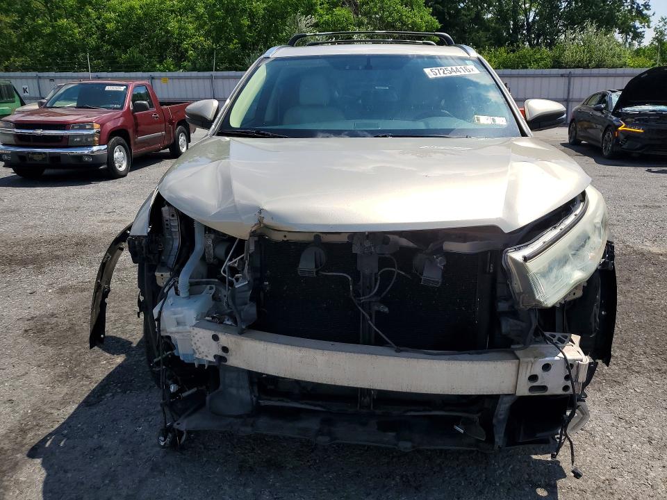 2014 Toyota Highlander VIN 5TDYKRFH5ES008517 COPART salvage auction — FRONT END, Pa - Certificate Of Salvage, sold $7,600 on 2026-07-14 (photo 5)