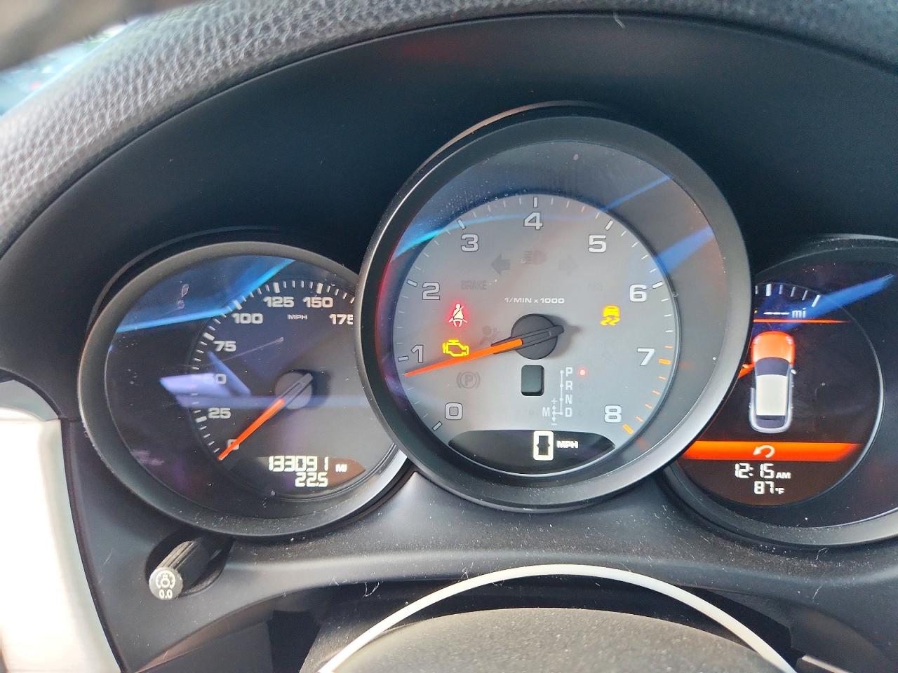 2015 Porsche Macan VIN WP1AB2A51FLB58518 COPART salvage auction — Minor Dent/Scratches, NJ - CERTIFICATE OF TITLE, sold $3,700 on 2026-07-03 (photo 9)