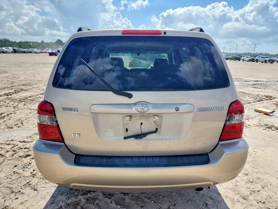 2005 Toyota Highlander VIN JTEGP21A250061351 COPART salvage auction — FRONT END, Tx - Salvage Vehicle Title, sold $1,200 on 2026-07-14 (photo 6)