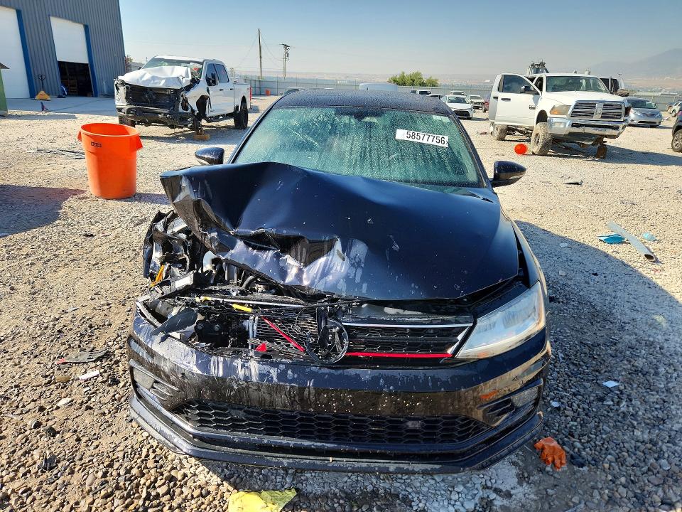 2017 Volkswagen Jetta VIN 3VW4T7AJ7HM286511 COPART salvage auction — FRONT END, Salvage Title, sold $2,250 on 2026-08-21 (photo 5)