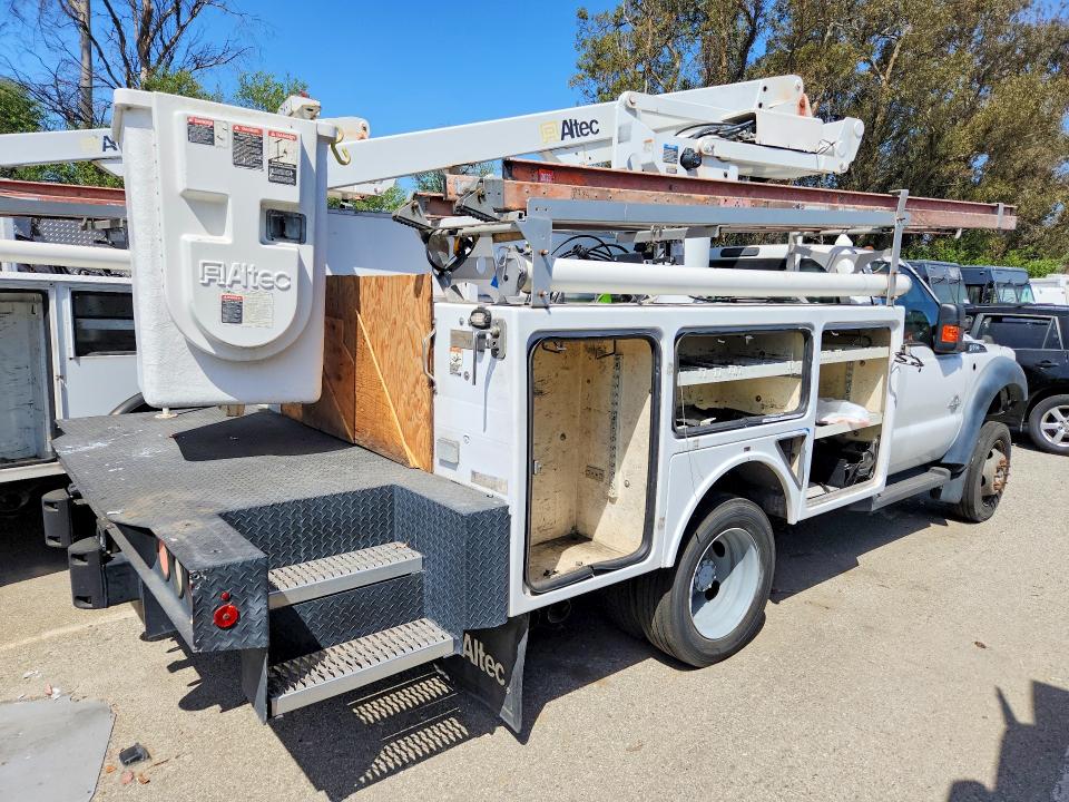 2015 Ford F-450 super duty VIN 1FDUF4GT3FEB98491 COPART salvage auction — STRIPPED, OH - CERTIFICATE OF TITLE, sold $175 on 2026-07-07 (photo 3)