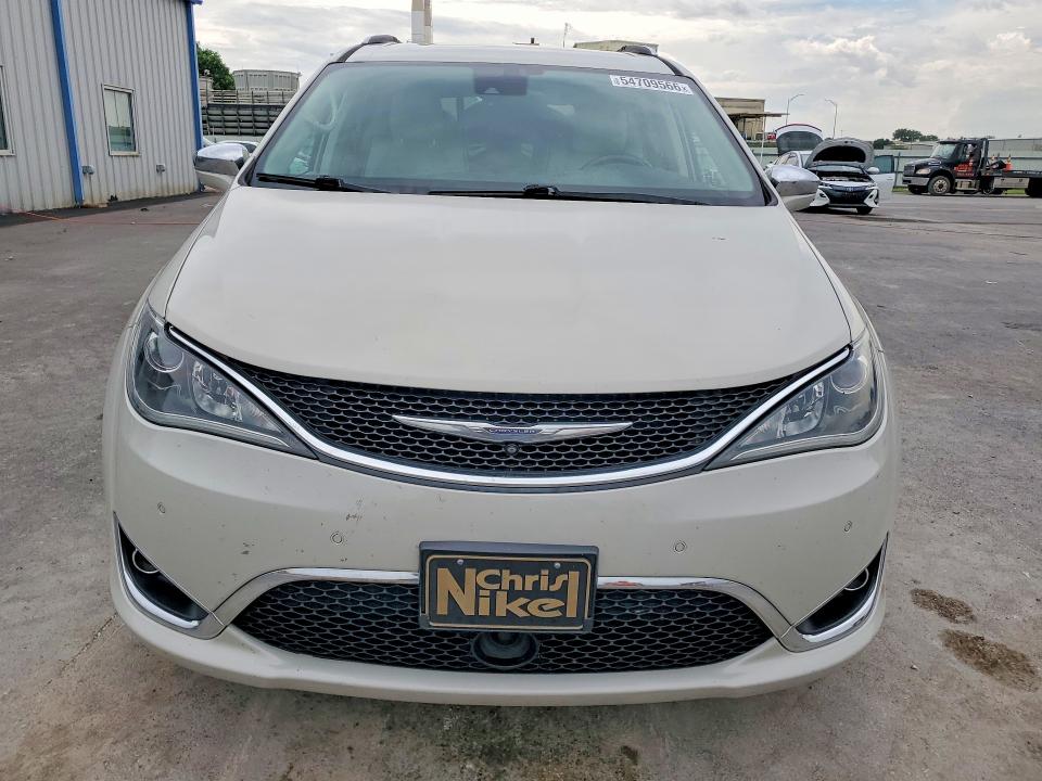 2017 Chrysler VIN 2C4RC1GGXHR614692 COPART salvage auction — REAR END, Ok - Certificate Of Title, sold $2,100 on 2026-07-24 (photo 5)