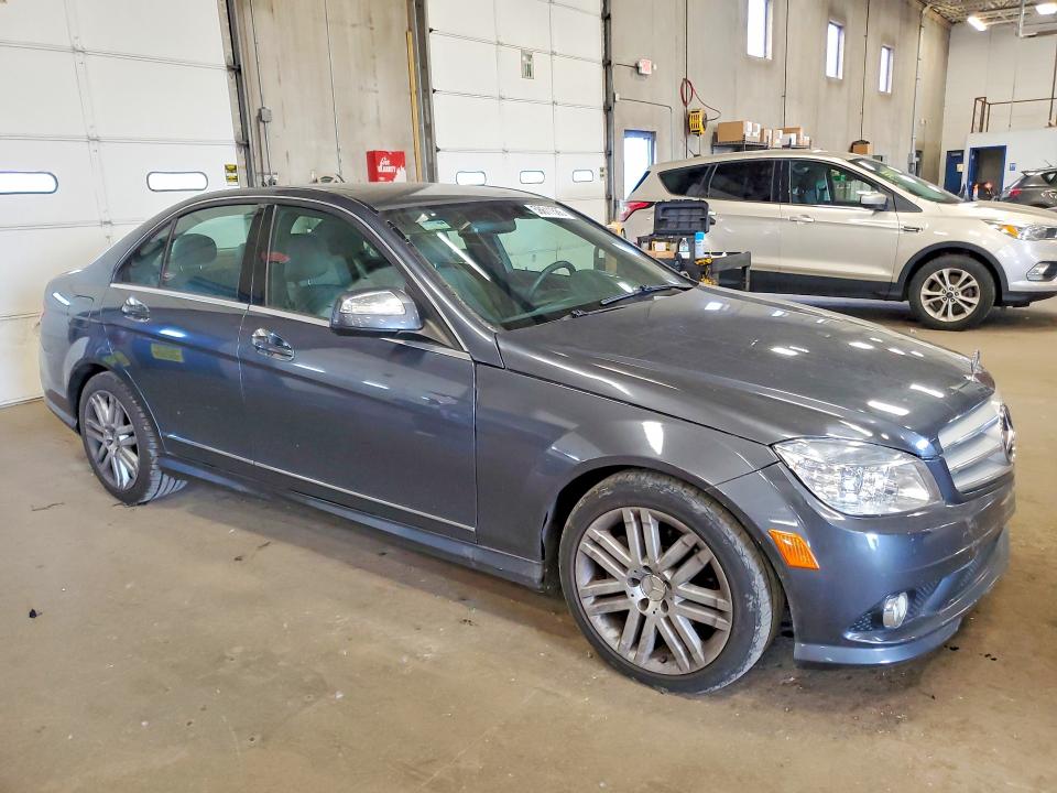 2008 Mercedes-benz C class VIN WDDGF81XX8F153569 COPART salvage auction — MINOR DENT/SCRATCHES, MN - CERTIFICATE OF TITLE, sold $925 on 2026-07-07 (photo 4)