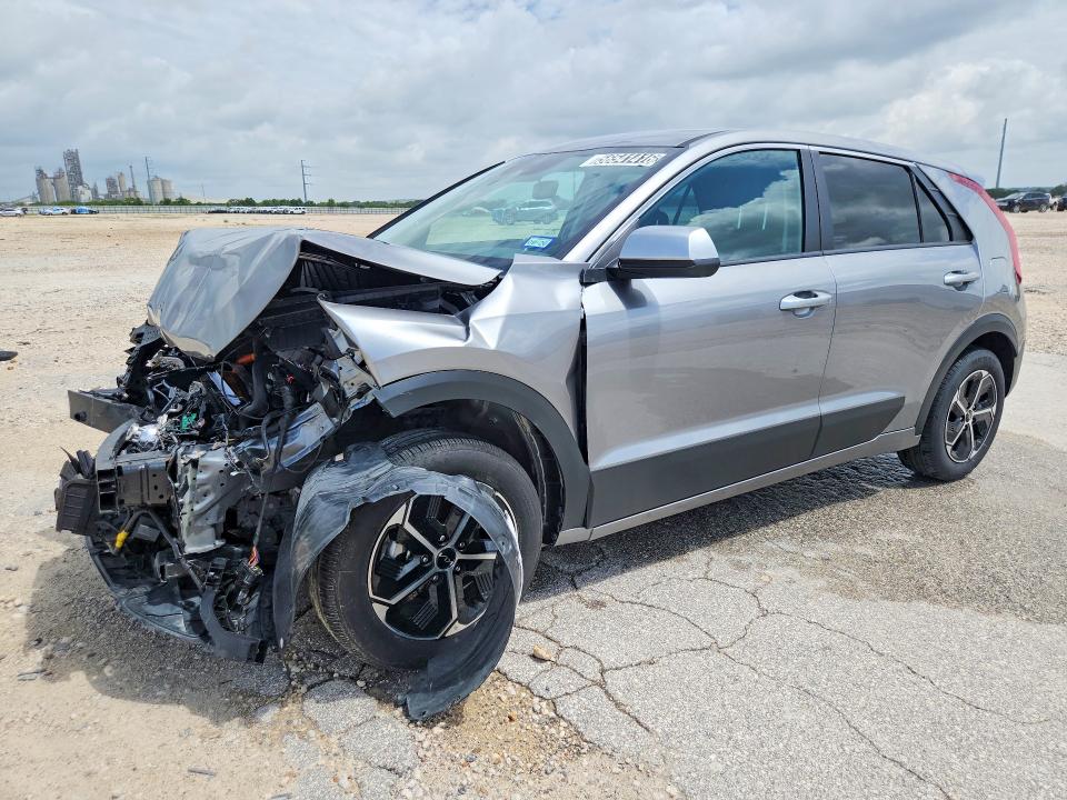 2026 Kia Niro VIN KNDCP3LE1T5327273 COPART salvage auction — FRONT END, Tx - Certificate Of Title, sold $3,000 on 2026-07-06 (photo 1)