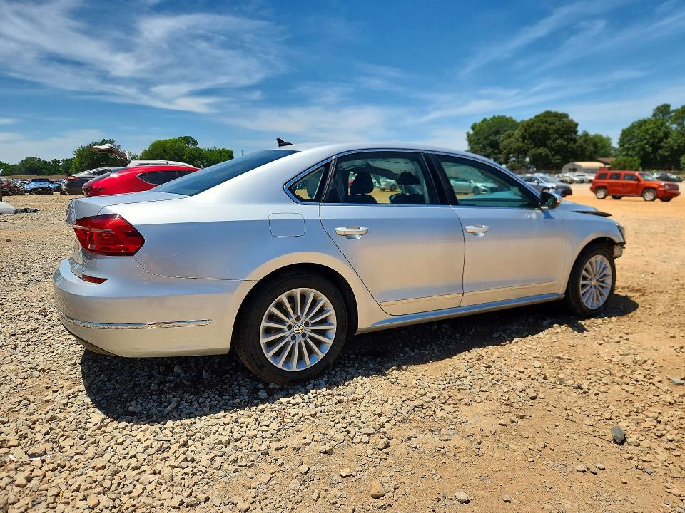 2016 Volkswagen Passat VIN 1VWBS7A33GC024528 COPART salvage auction — FRONT END, AL - CERT OF TITLE-SALVAGE TITLE, sold $250 on 2026-08-05 (photo 3)