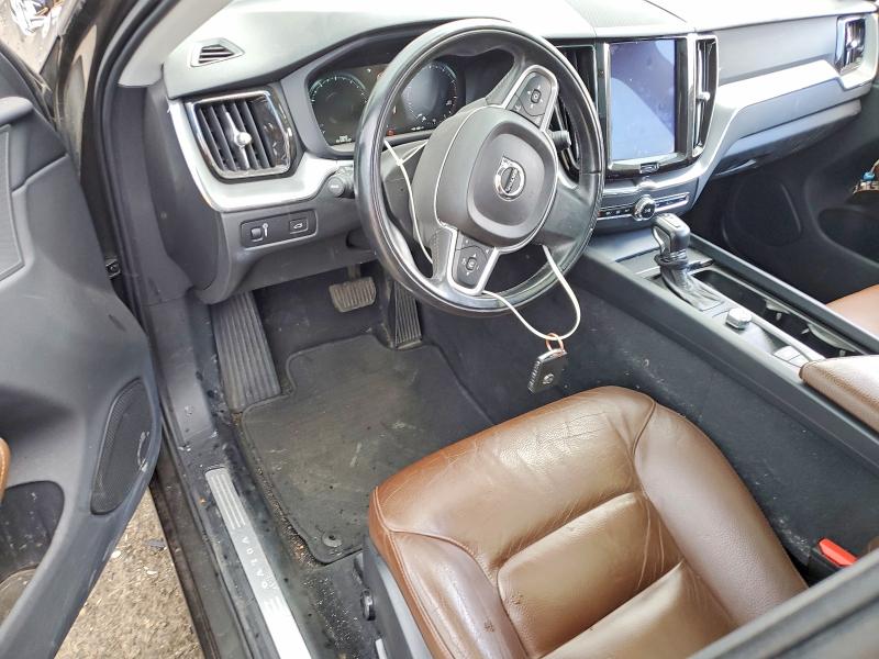 2018 Volvo VIN LYV102RK8JB113297 COPART salvage auction — STRIPPED, Co - Dis/Dlr/Exp Only Clean Title, sold $6,400 on 2026-07-09 (photo 8)