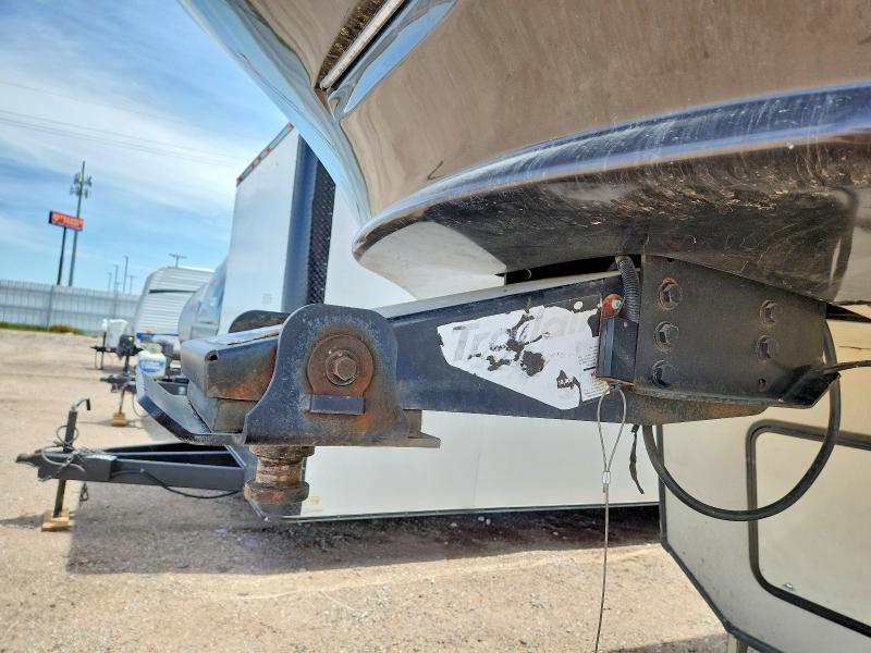 2017 Foresriver VIN 5ZT3BK5B0HA316015 COPART salvage auction — MINOR DENT/SCRATCHES, NE - CERT OF TITLE-SALVAGE, sold $1,400 on 2026-07-30 (photo 7)
