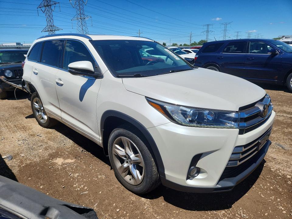 2018 Toyota Highlander VIN 5TDDZRFH2JS891304 COPART salvage auction — REAR END, Il - Salvage Certificate, sold $12,100 on 2026-07-28 (photo 4)