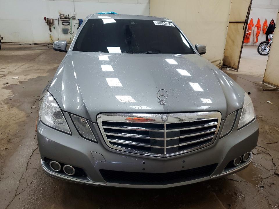 2010 Mercedes-benz E-klasse VIN WDDHF9AB2AA171646 COPART salvage auction — MINOR DENT/SCRATCHES, Mi - Certificate Of Title, sold $950 on 2026-08-12 (photo 5)