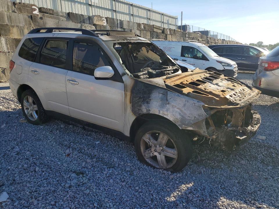 2009 Subaru Forester VIN JF2SH63639H752330 COPART salvage auction — BURN, Ky - Cert Of Title-Salvage, sold $100 on 2026-07-10 (photo 4)