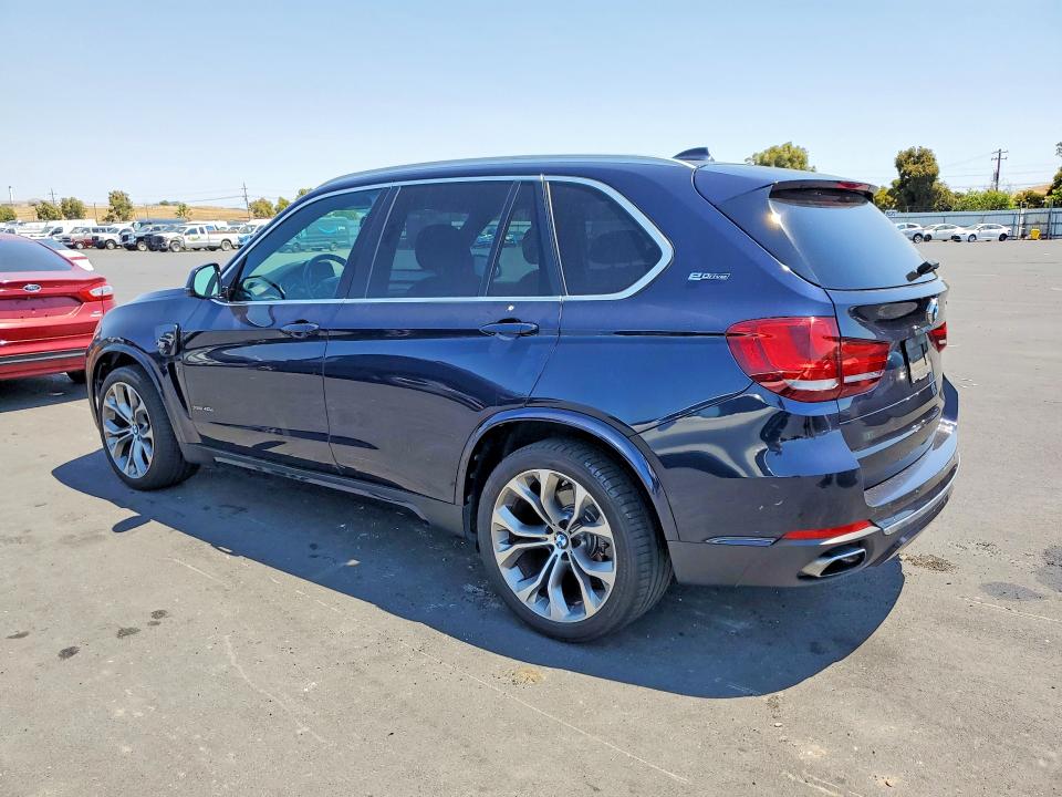 2018 BMW VIN 5UXKT0C56J0W01937 COPART salvage auction — MINOR DENT/SCRATCHES, Ca - Dis/Dlr/Exp Only Clean Title, sold $8,600 on 2026-07-06 (photo 2)