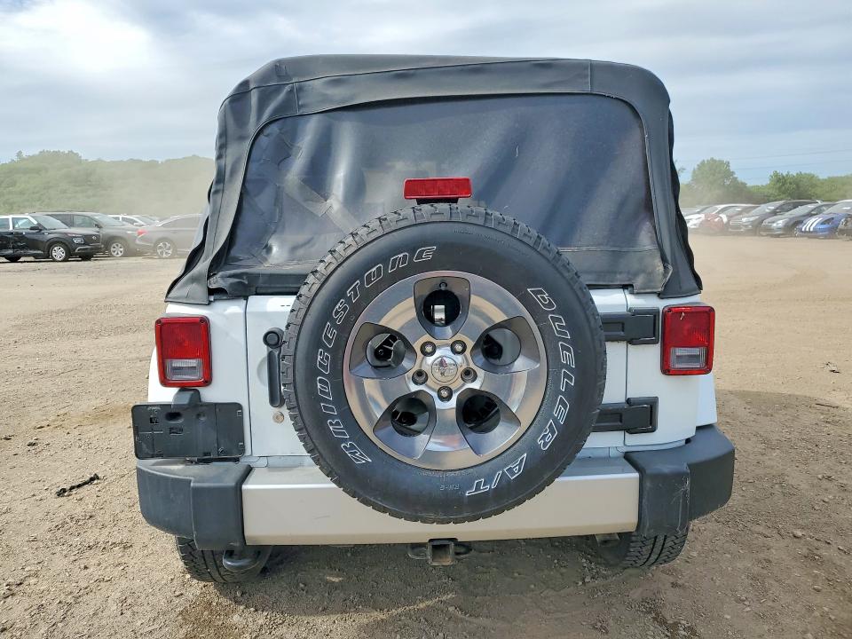 2018 Jeep Wrangler / VIN 1C4BJWEG9JL862017 COPART salvage auction — ROOF, Il - Salvage Certificate, sold $7,500 on 2026-07-10 (photo 6)