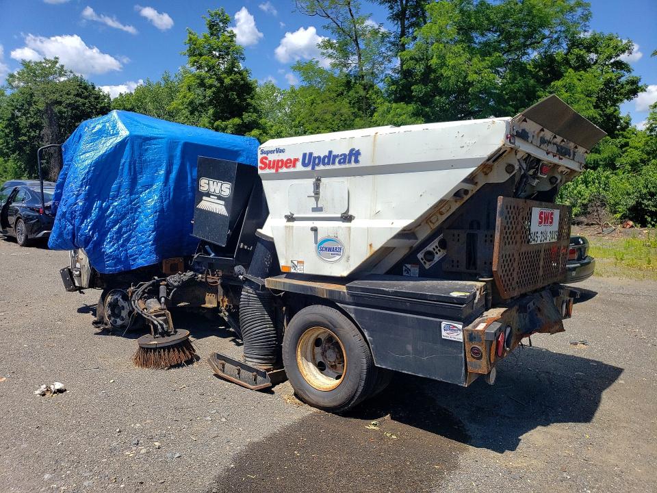 2021 Isuzu VIN 54DB4W1D0MS208998 COPART salvage auction — BURN, Ny - Registration Document Card, sold $2,000 on 2026-07-09 (photo 2)
