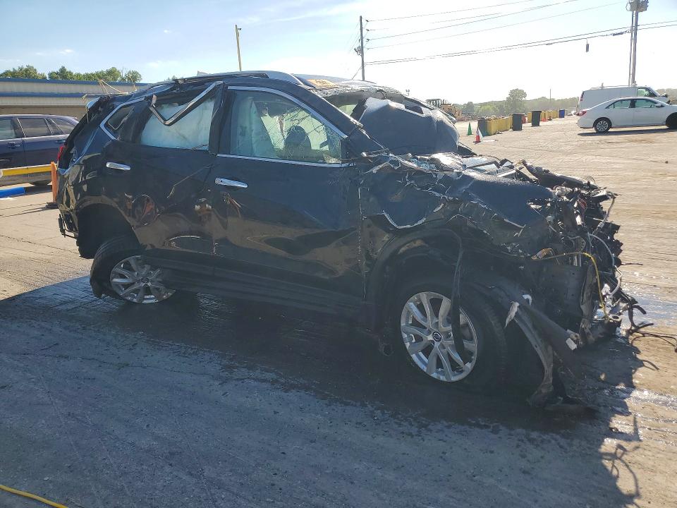 2019 Nissan Rogue VIN JN8AT2MT7KW261691 COPART salvage auction — ROLLOVER, Tn - Non-Repairable Certificate, sold $250 on 2026-07-13 (photo 4)
