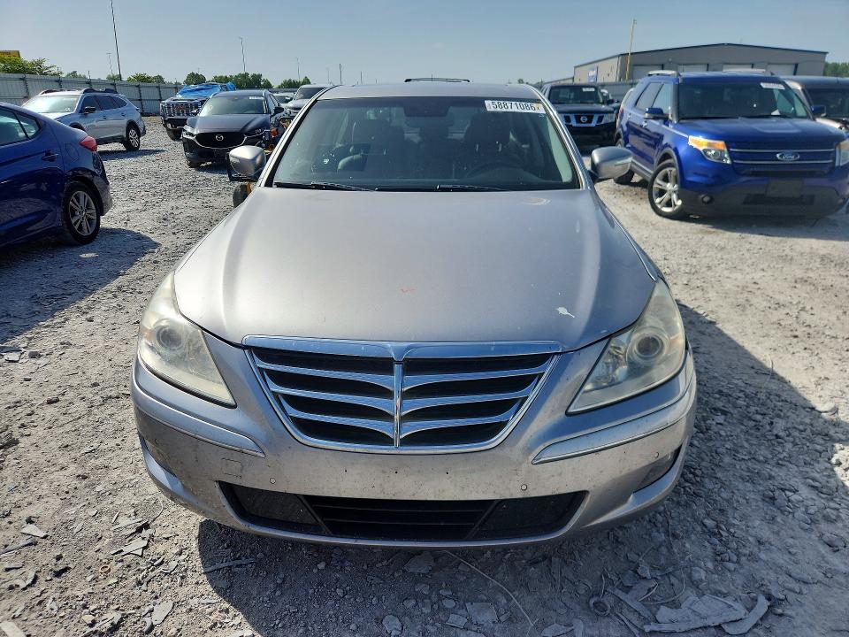 2011 Hyundai Genesis VIN KMHGC4DE2BU138584 COPART salvage auction — SIDE, IL - SALVAGE CERTIFICATE, sold $700 on 2026-07-27 (photo 5)