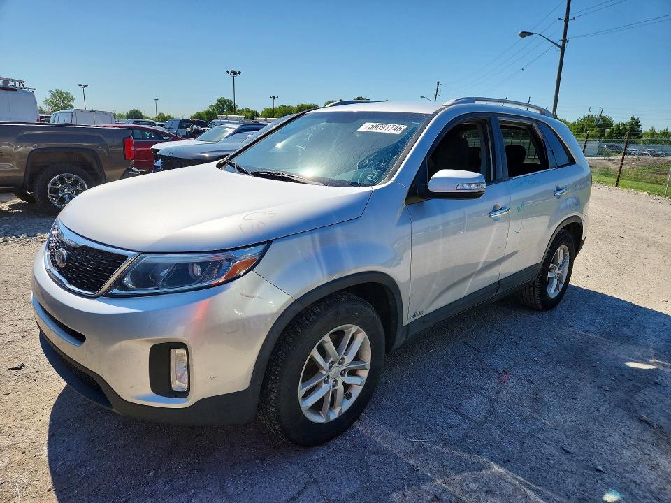 2015 Kia Sorento VIN 5XYKTCA65FG585200 COPART salvage auction — REAR END, In - Cert Of Title-Salvage Title, sold $1,150 on 2026-07-28 (photo 1)